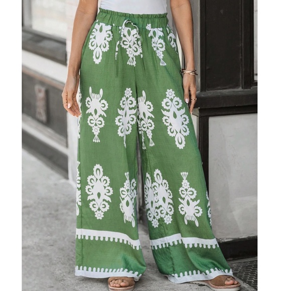 Boho Minimalist Stretchy waist Wide Leg Pants - Picture 3 of 5